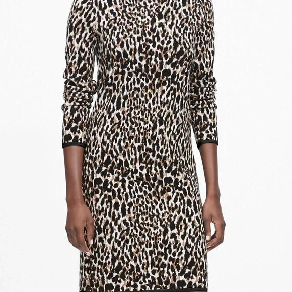 Banana republic Leopard Print Long Sleeve sweater dress - Picture 3 of 10